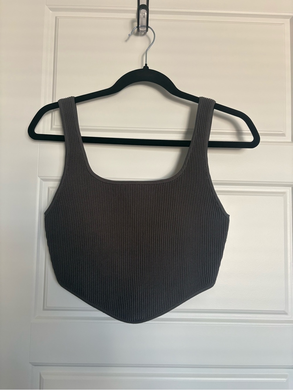 Babaton Sculpt Knit Tank Top (M)